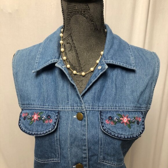 Vintage Stonybrook Denim Vest Womens Size Medium Floral Embroidery Button Front - Picture 2 of 7